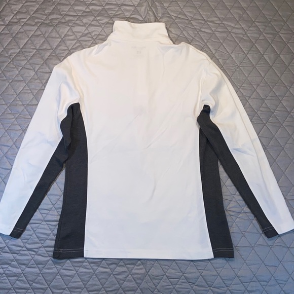 MEISTER Sports 1/4 Zip Shirt. X-Large. Sliming Look. - Picture 3 of 8